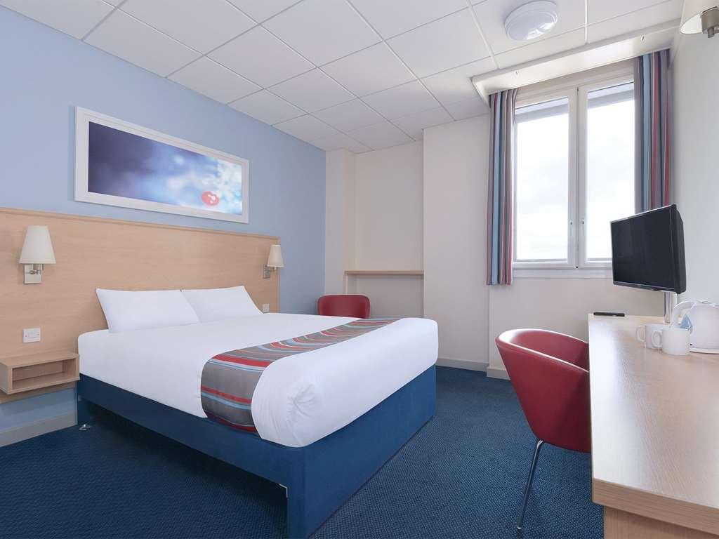 Travelodge Littlehampton Rustington Room photo